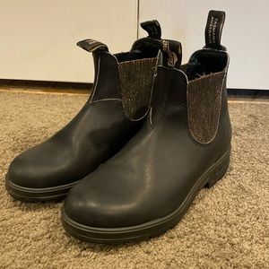 Blundstone slip on boots